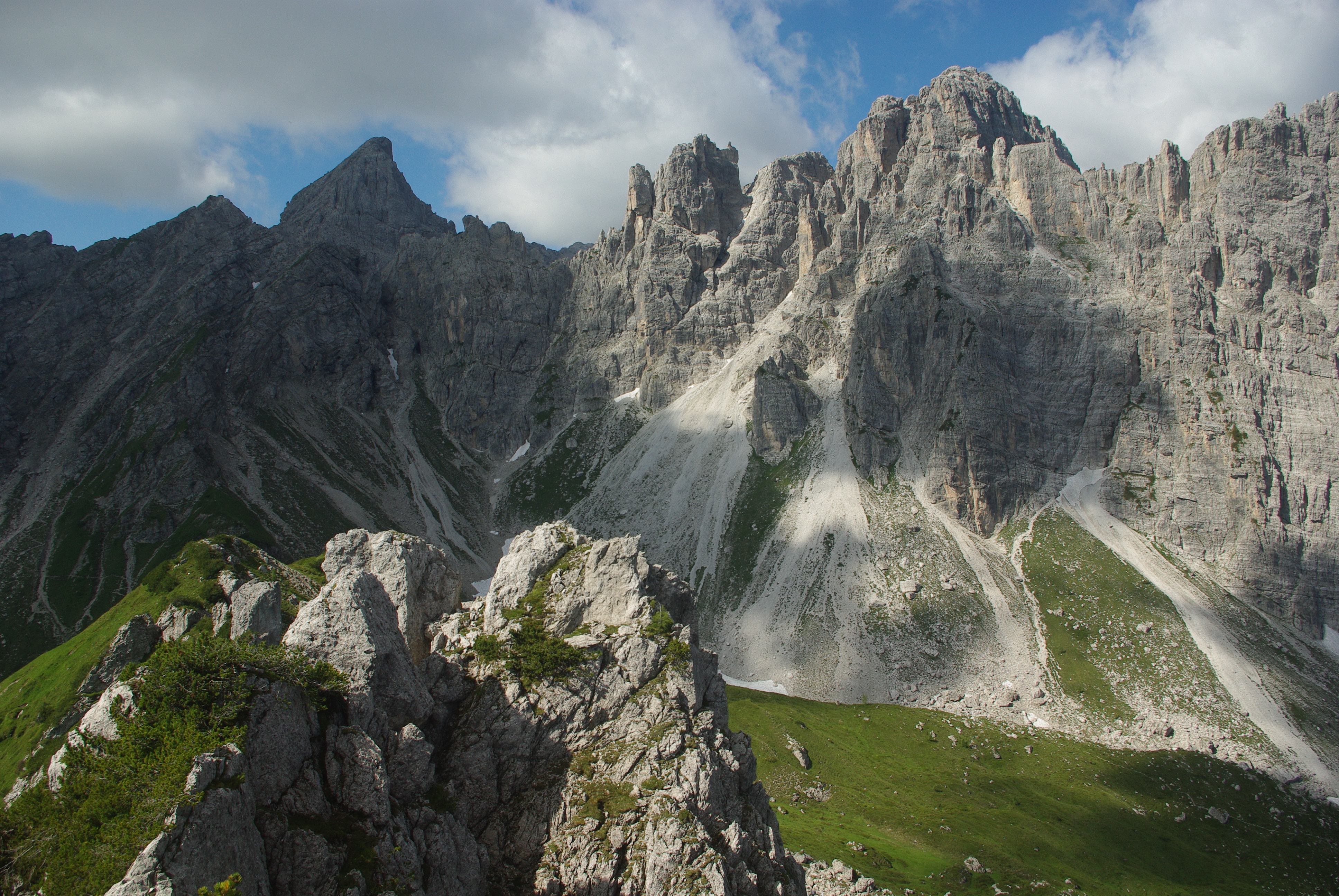 Panorama dalla Cima del Rifugio verso il Pramaggiore